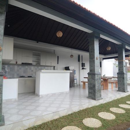 Kusuma Guesthouse 2 Canggu  Exterior photo